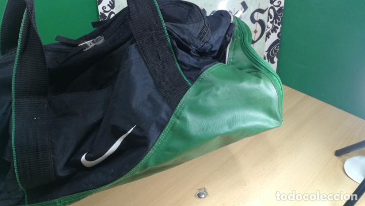 Coleccionismo deportivo: Antigua bolsa de deportes NIKE - Foto 4