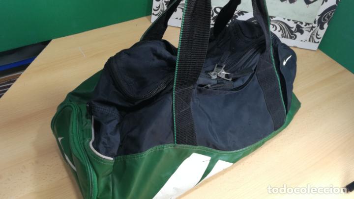 Coleccionismo deportivo: Antigua bolsa de deportes NIKE - Foto 9