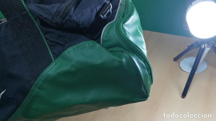 Coleccionismo deportivo: Antigua bolsa de deportes NIKE - Foto 10