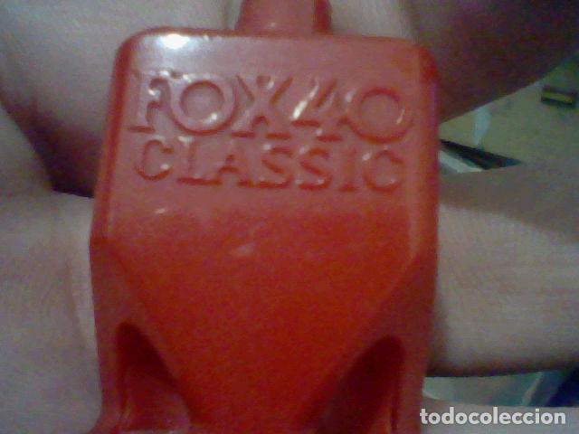 Coleccionismo deportivo: SILBATO CANADA FOX 40 CLASSIC VINTAGE WHISTLE ARBITRO PL&Aacute;STICO 5,5 CMS LARGO * - Foto 2