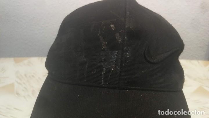 Coleccionismo deportivo: GORRA NIKE NEGRA CON MALLA A&Ntilde;OS 90 - Foto 3