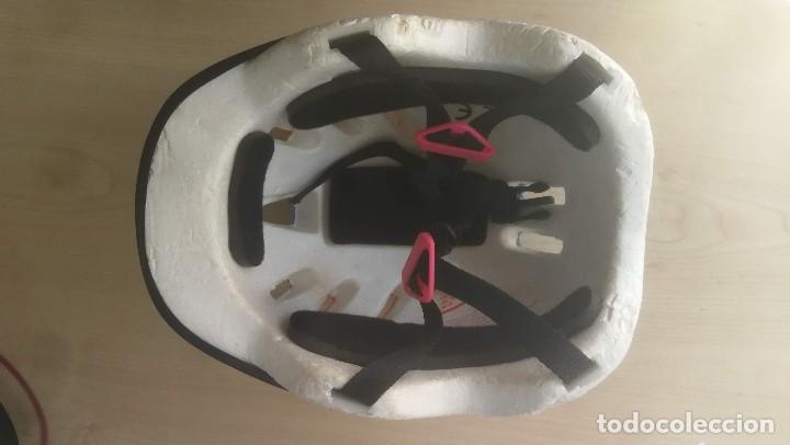 Coleccionismo deportivo: CASCO NI&Ntilde;A O NI&Ntilde;O MICKEY MOUSSE Y MINNIE_50-56 cms. - Foto 6