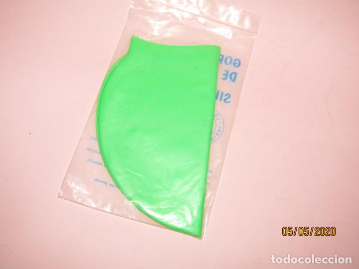 Coleccionismo deportivo: Descatalogado Gorro de Ba&ntilde;o de Silicona - Foto 2