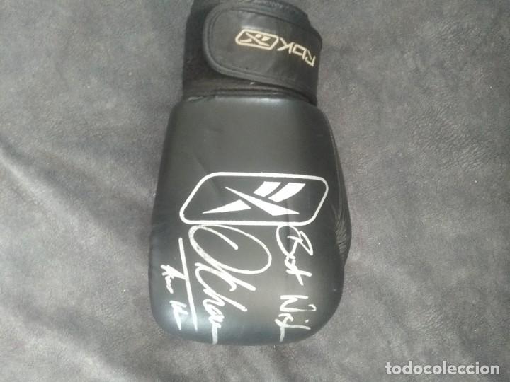 Coleccionismo deportivo: Guante boxeo firmado - Foto 4
