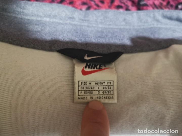 Coleccionismo deportivo: PRECIOSA CHAQUETA CH&Aacute;NDAL NIKE A&Ntilde;O 1996 - Foto 4