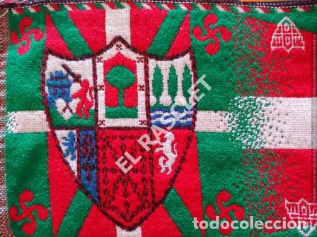 Coleccionismo deportivo: ANTIG&Uuml;A BUFANDA - GORA EUSKADI - REVERSIBLE - NUEVA SIN ESTRENAR - Foto 4