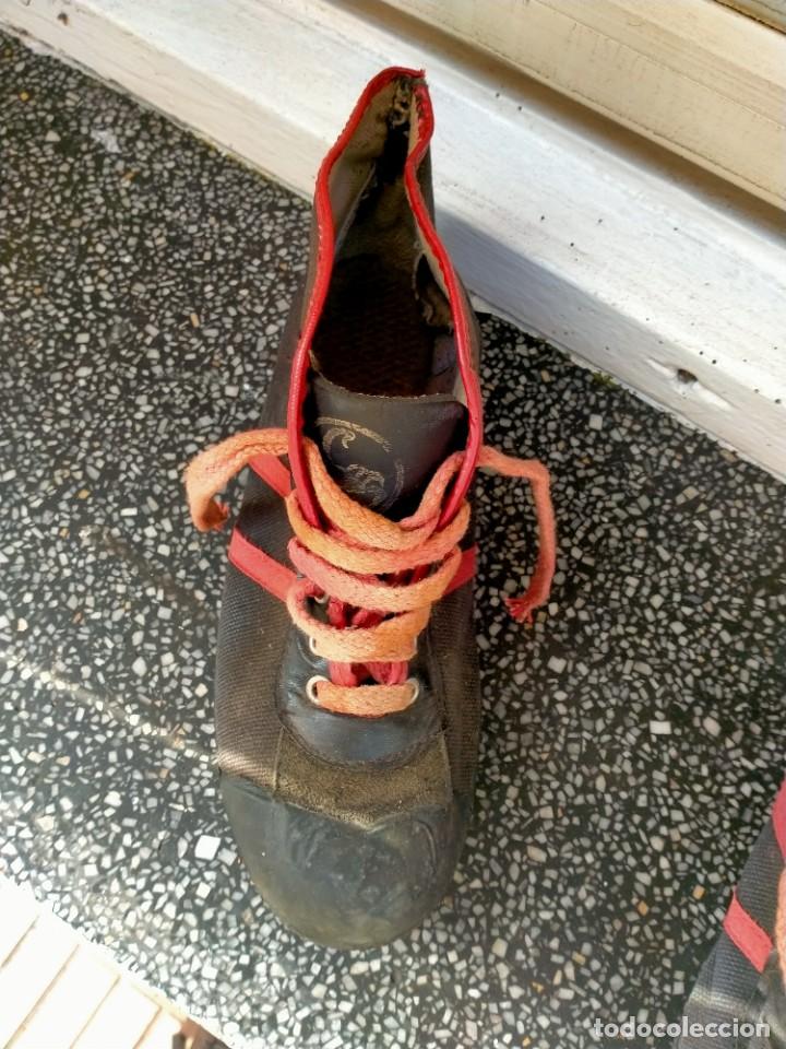Coleccionismo deportivo: BOTAS DE F&Uacute;TBOL - Foto 2