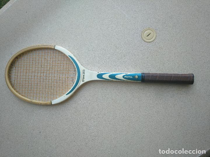 Coleccionismo deportivo: Raqueta de tenis de madera antigua Dunlop - Foto 1