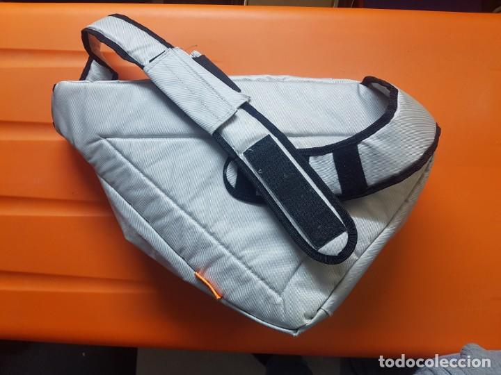 Coleccionismo deportivo: Bandolera al hombro McLaren West - Foto 3