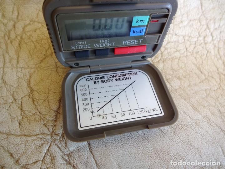 Coleccionismo deportivo: antiguo podometro yamasa walkman funcionando - Foto 3