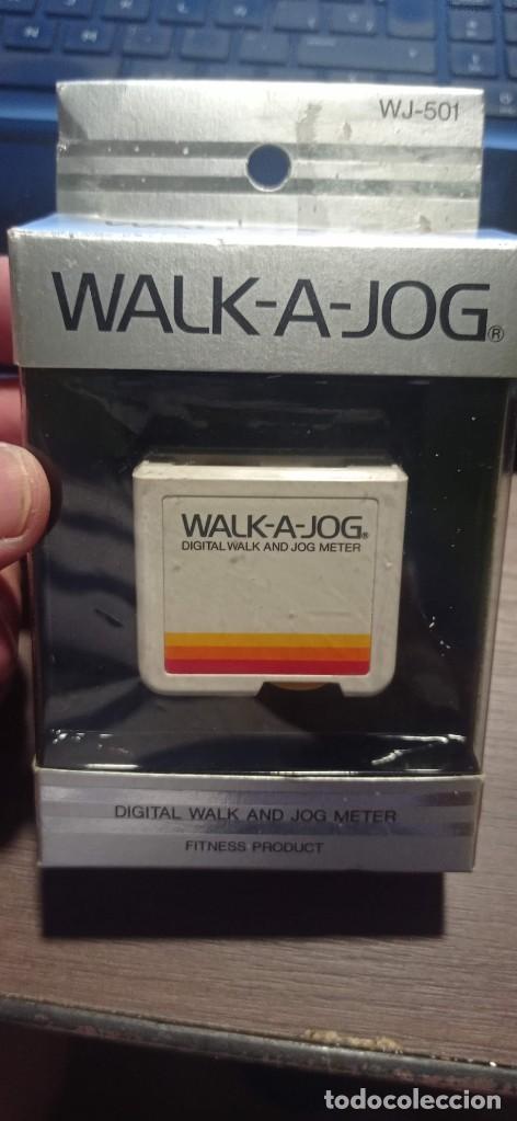 Coleccionismo deportivo: Antiguo Pod&oacute;metro YAMASA walk-a-jog funcionando - Foto 1