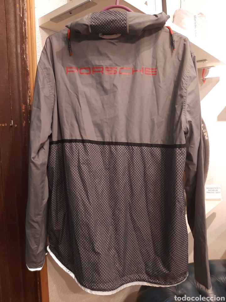 Coleccionismo deportivo: Chaqueta impermeable / cortavientos original Porsche - Foto 8