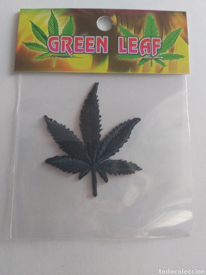 Coleccionismo deportivo: PARCHE MOTERO HOJA MARIHUANA - Foto 1