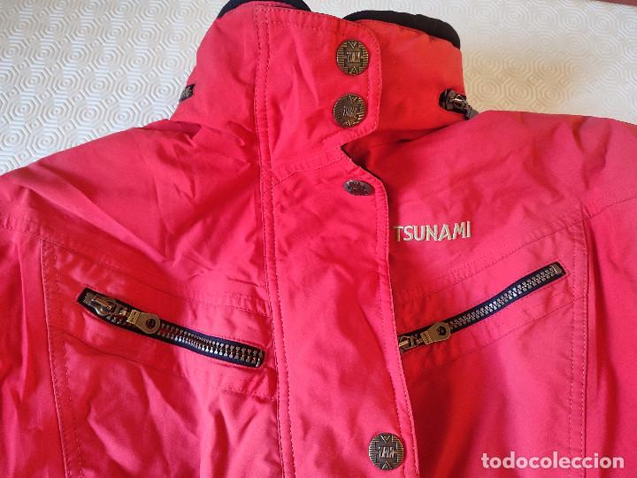 Coleccionismo deportivo: CHAQUETA TSUNAMI GORE-TEX DE CHICA. TALLA M. - Foto 4