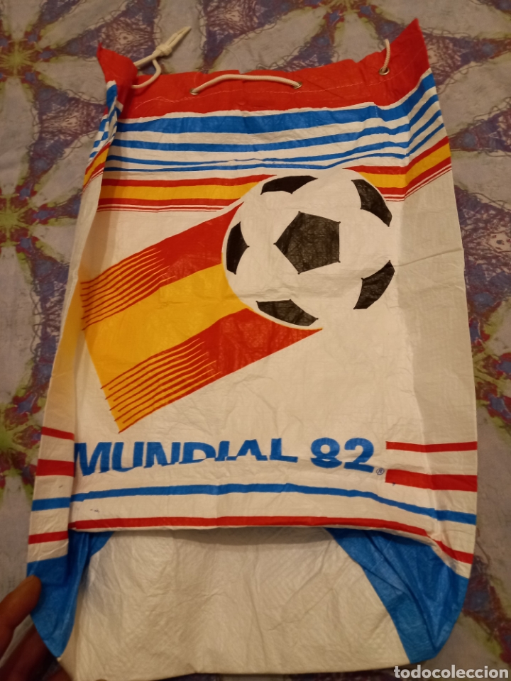 Coleccionismo deportivo: Bolsa petate mundial 82 - Foto 2
