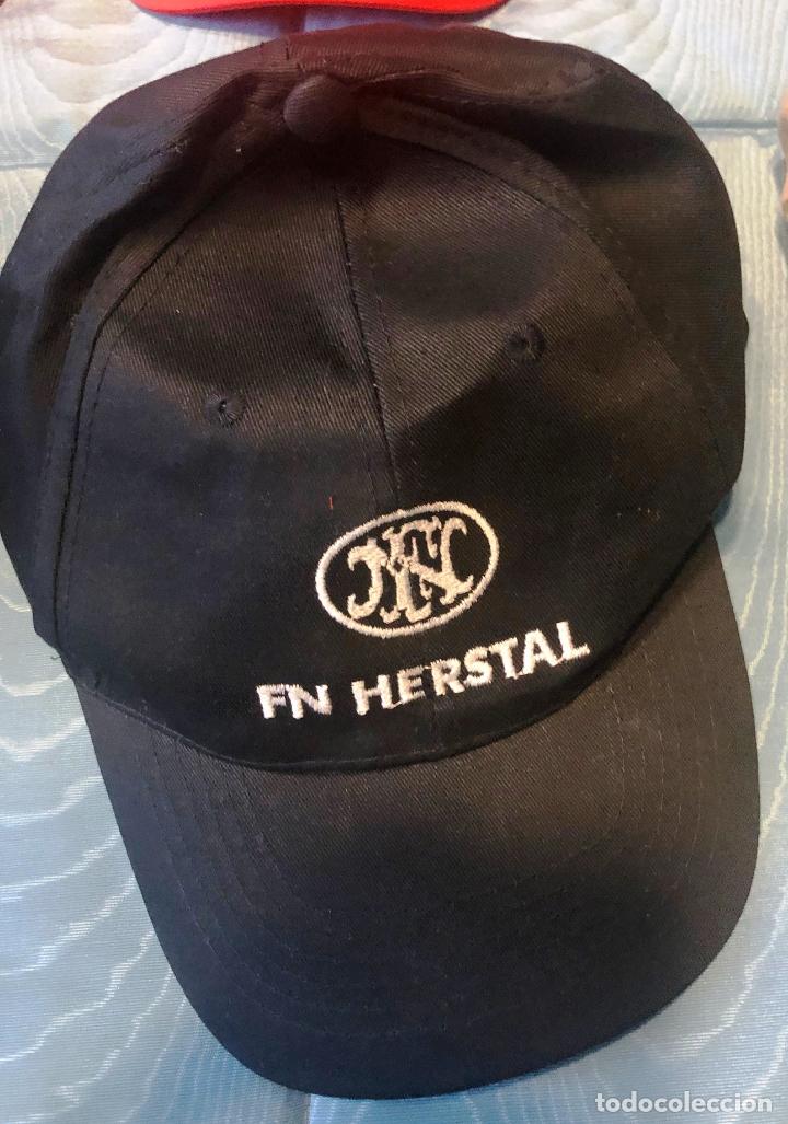 Coleccionismo deportivo: Veinte gorras de diferentes estamentos o empresas. - Foto 18