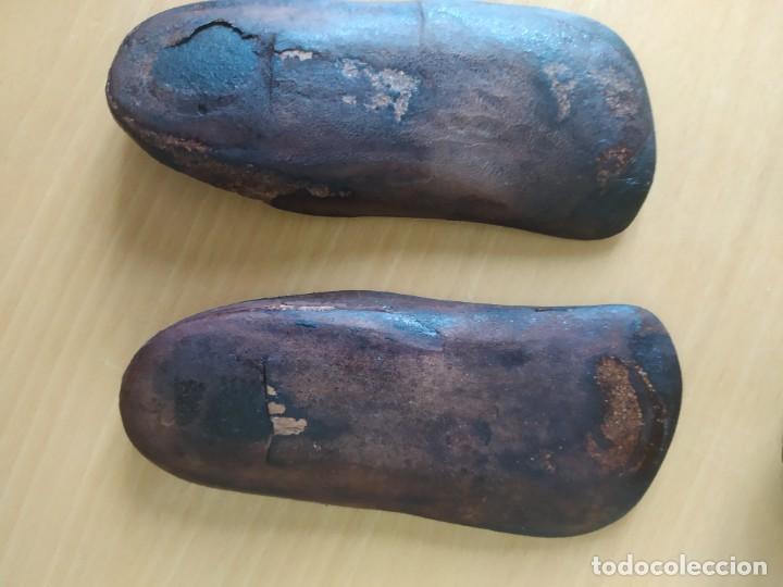 Coleccionismo deportivo: ANTIGUAS BOTAS ALTA MONTA&Ntilde;A VIBRAN. - Foto 4