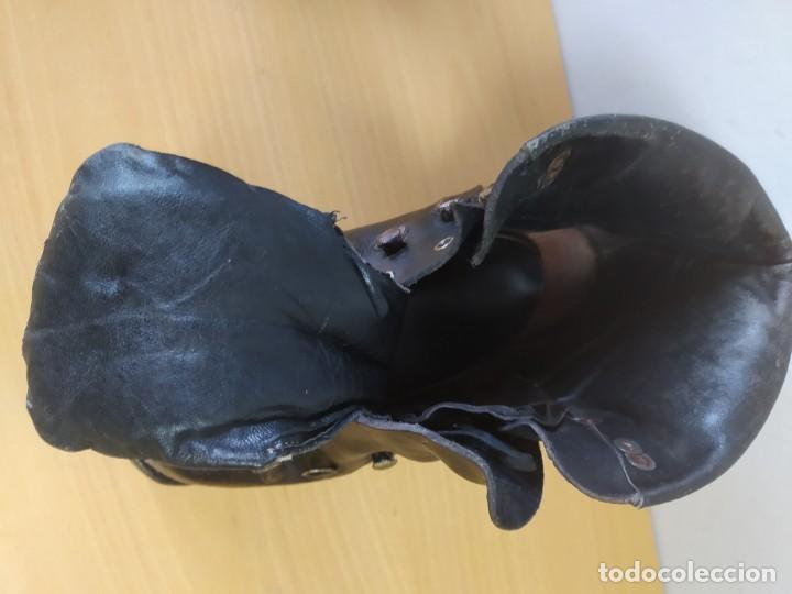 Coleccionismo deportivo: ANTIGUAS BOTAS ALTA MONTA&Ntilde;A VIBRAN. - Foto 15