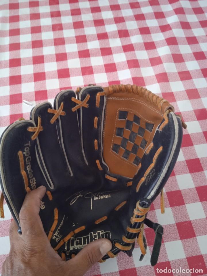 Coleccionismo deportivo: Guante firmado de b&eacute;isbol - Foto 1