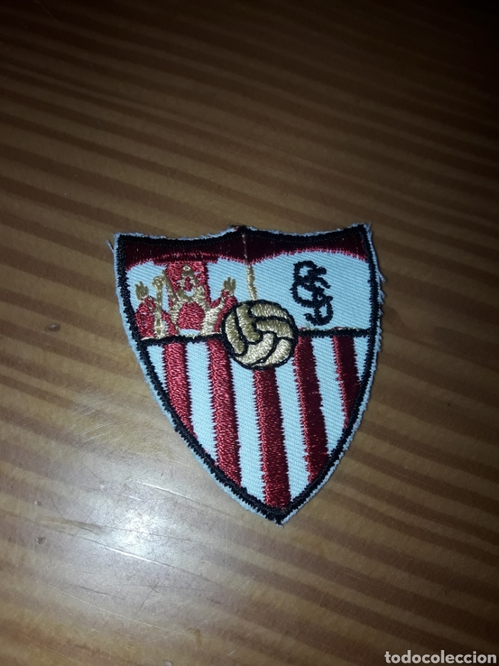 Coleccionismo deportivo: Parche escudo Futbol Sevilla - Foto 1