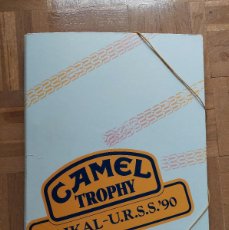 Coleccionismo deportivo: CARPETA CAMEL TROPHY BAIKAL URSS 90 1990 UNION SOVIETICA RALLY DAKAR UNI SYSTEM 90714. Lote 370306271