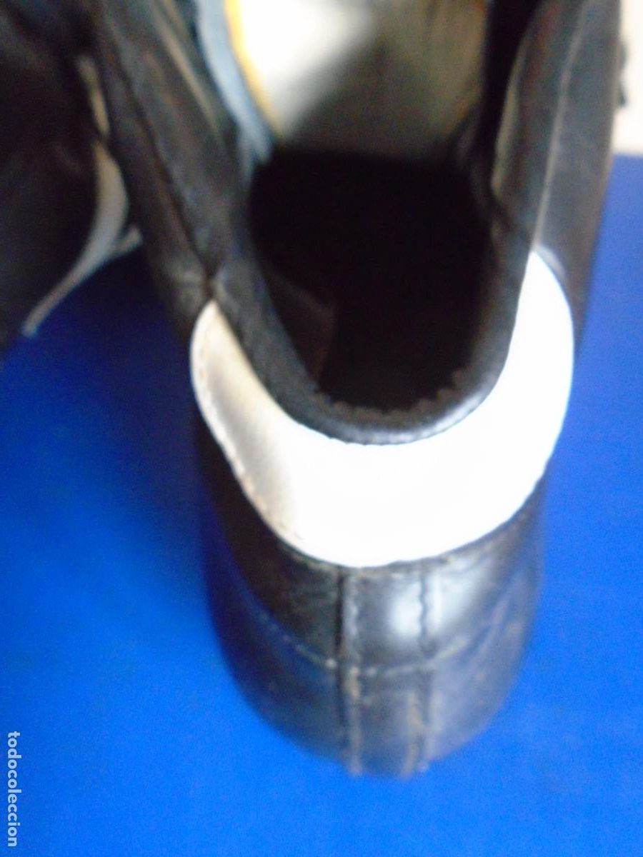 Coleccionismo deportivo: (F-221102)Botas de Rugby Adidas Flanker - Foto 10