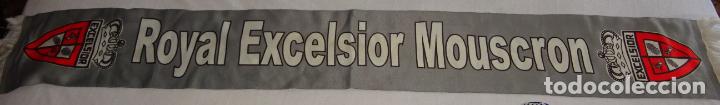 Coleccionismo deportivo: BUFANDA DE F&Uacute;TBOL. EXCELSIOR MOUSCRON, B&Eacute;LGICA. 80GR - Foto 1