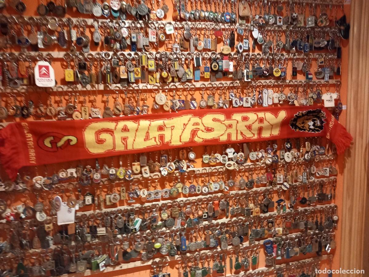 Coleccionismo deportivo: BUFANDA DEL GALATASARAY TURCO,A&Ntilde;OS 90 - Foto 2