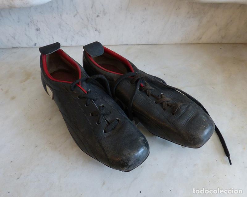 Coleccionismo deportivo: Zapatillas de rugby Rivat - Foto 1