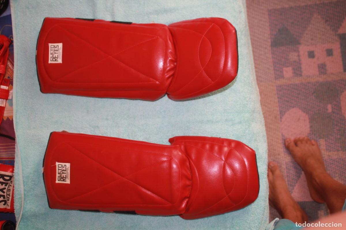 Coleccionismo deportivo: Espinillera Cleto Reyes - Foto 3