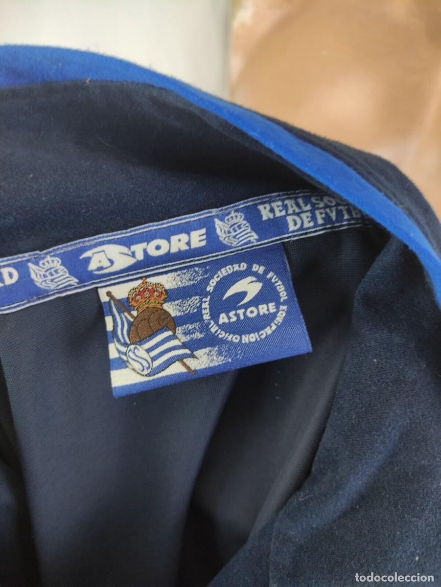 Coleccionismo deportivo: Real Sociedad Chaqueta Astore - Foto 5