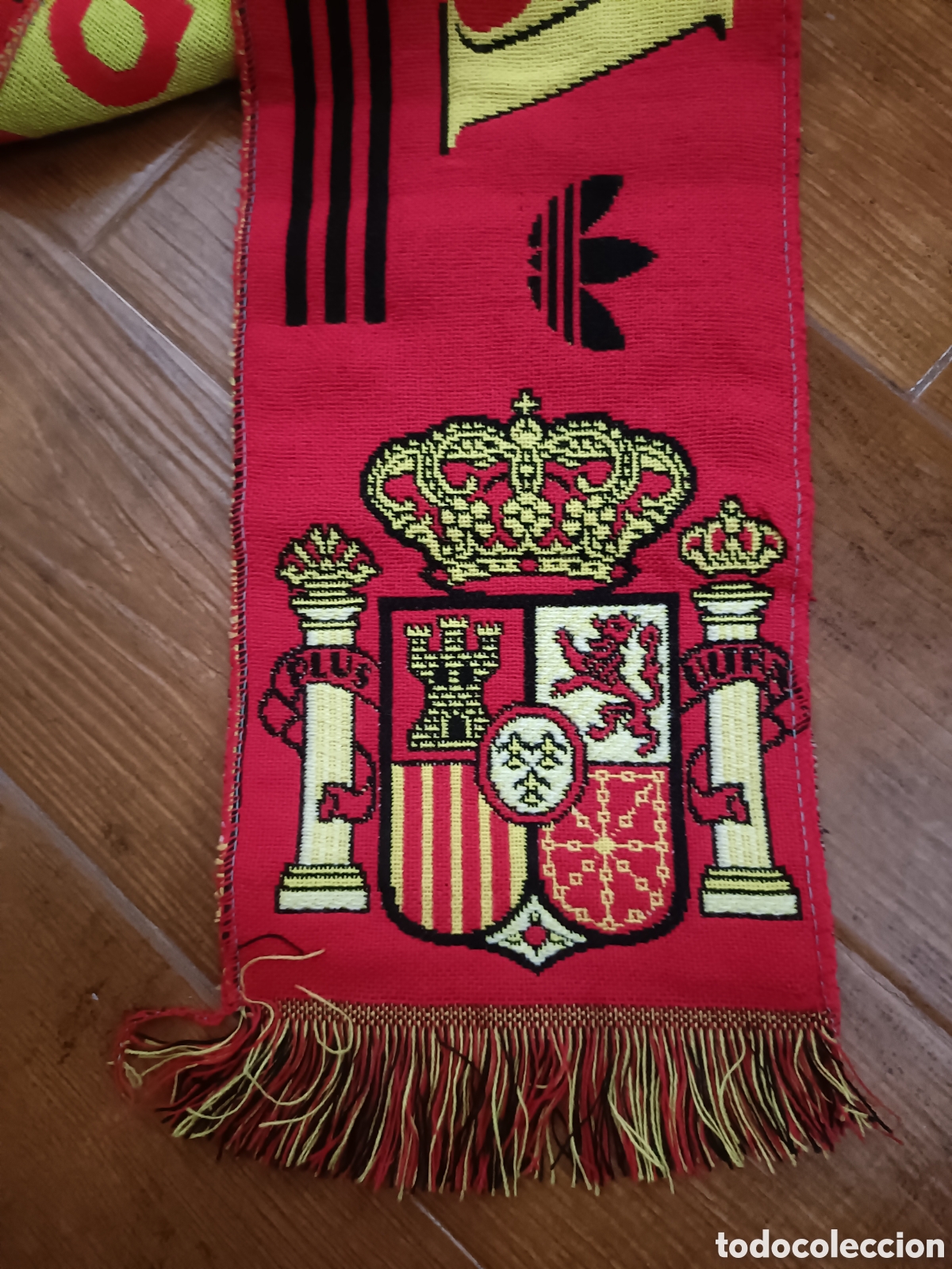 Coleccionismo deportivo: Bufanda F&uacute;tbol Espa&ntilde;a Adidas - Foto 2