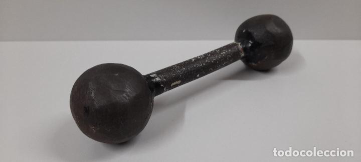 Coleccionismo deportivo: ANTIGUA PESA DE MANCUERNA PARA MUSCULACON . GINNASIO - Foto 3
