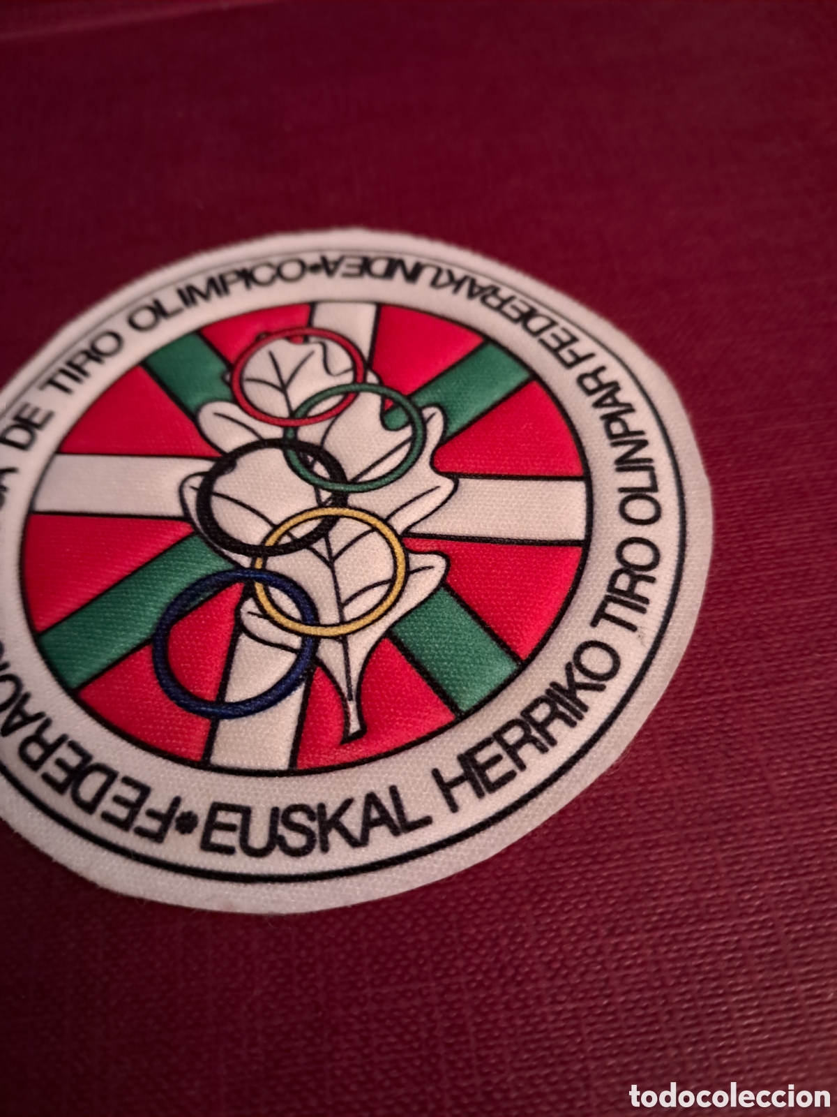 Coleccionismo deportivo: Parche Federaci&oacute;n Vasca de Tiro Ol&iacute;mpico - Foto 3