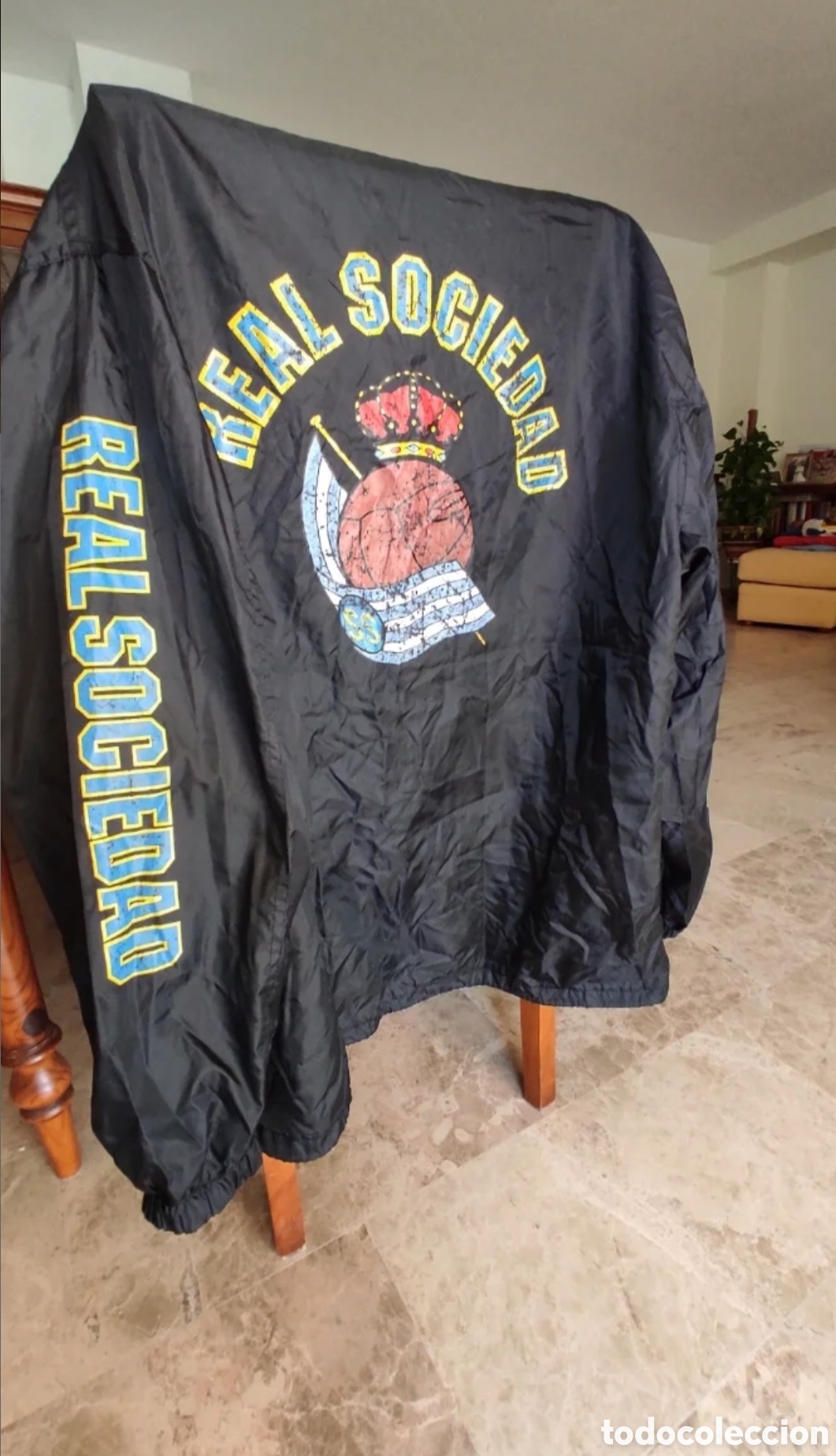 Coleccionismo deportivo: Cortavientos vintage Real Sociedad - Foto 1