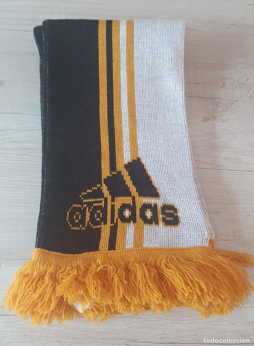 Coleccionismo deportivo: Bufanda Real Madrid Adidas - Foto 3
