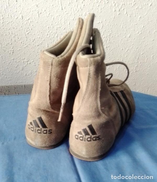 Coleccionismo deportivo: bota boxeo adidas marron - Foto 3