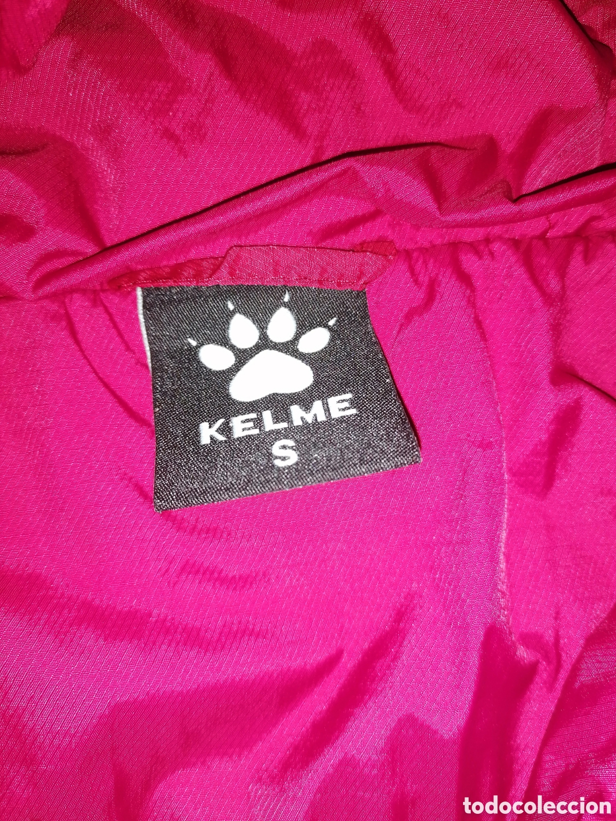 Coleccionismo deportivo: Chaqueta chubasquero S.D. HUESCA - Kelme - Foto 4