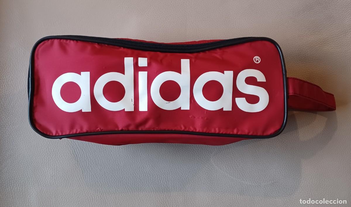Coleccionismo deportivo: Bolsa de mano Adidas, a&ntilde;os 80. - Foto 1
