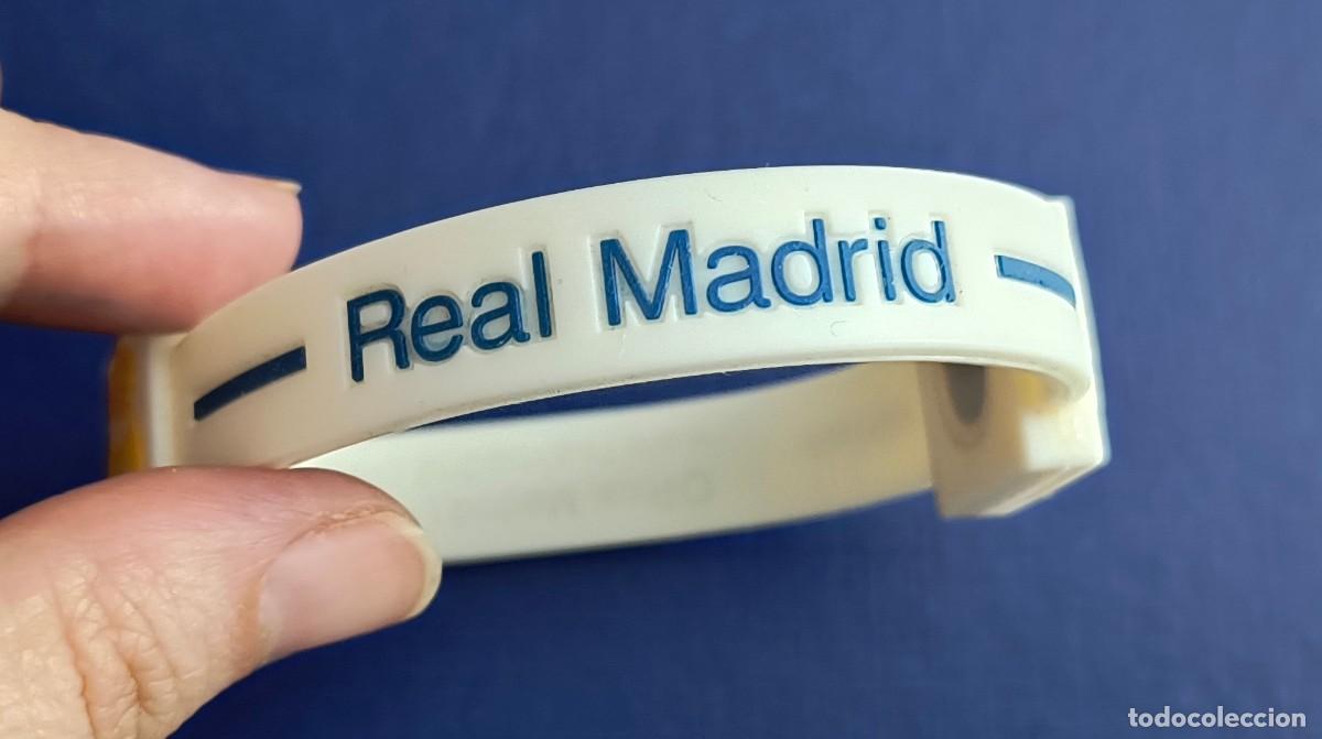 Coleccionismo deportivo: PULSERA DE GOMA DEL REAL MADRID - Foto 2