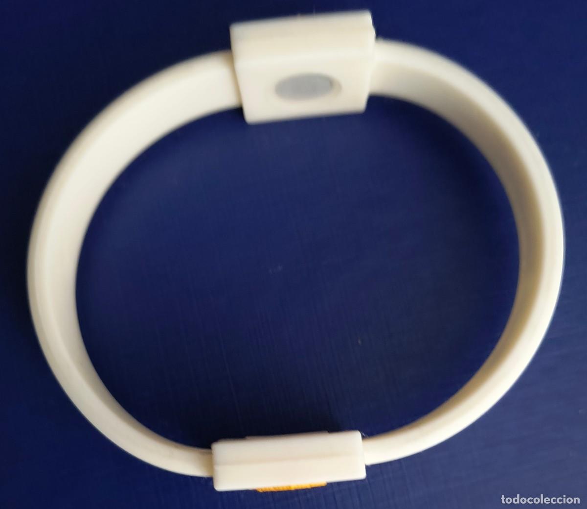 Coleccionismo deportivo: PULSERA DE GOMA DEL REAL MADRID - Foto 3