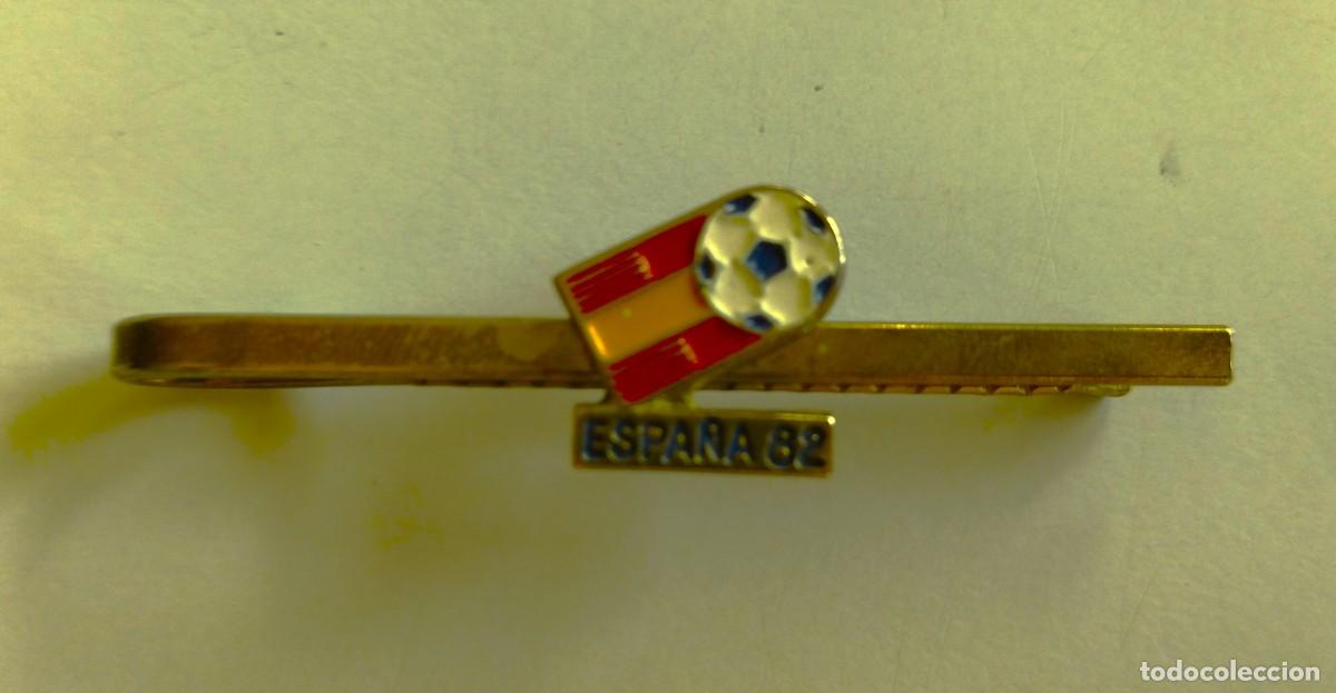 Coleccionismo deportivo: SUJETA CORBATAS MUNDIAL ESPA&Ntilde;A 82 - Foto 2