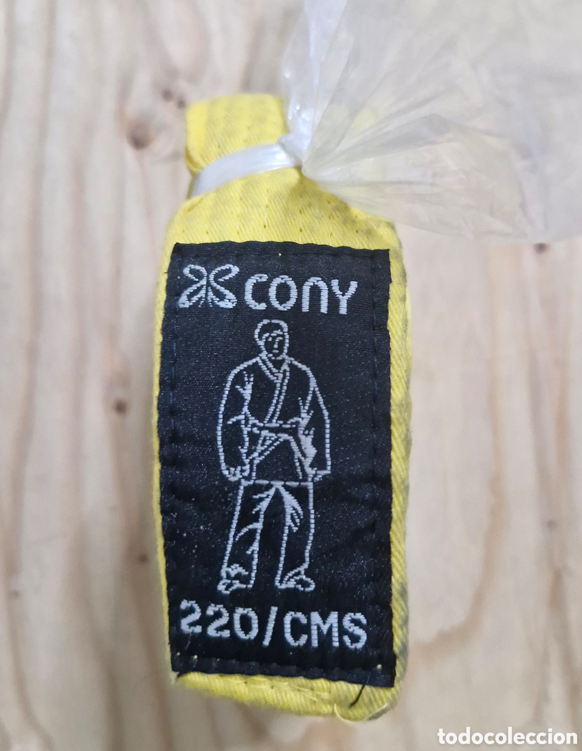 Coleccionismo deportivo: CINTUR&Oacute;N AMARILLO CONY 220CMS - Foto 2
