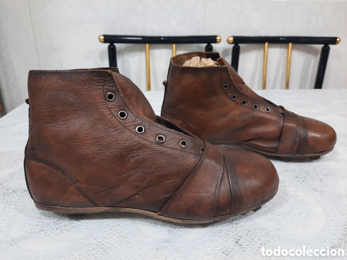 Coleccionismo deportivo: Botas de f&uacute;tbol antiguas 1900 1930 - Foto 4