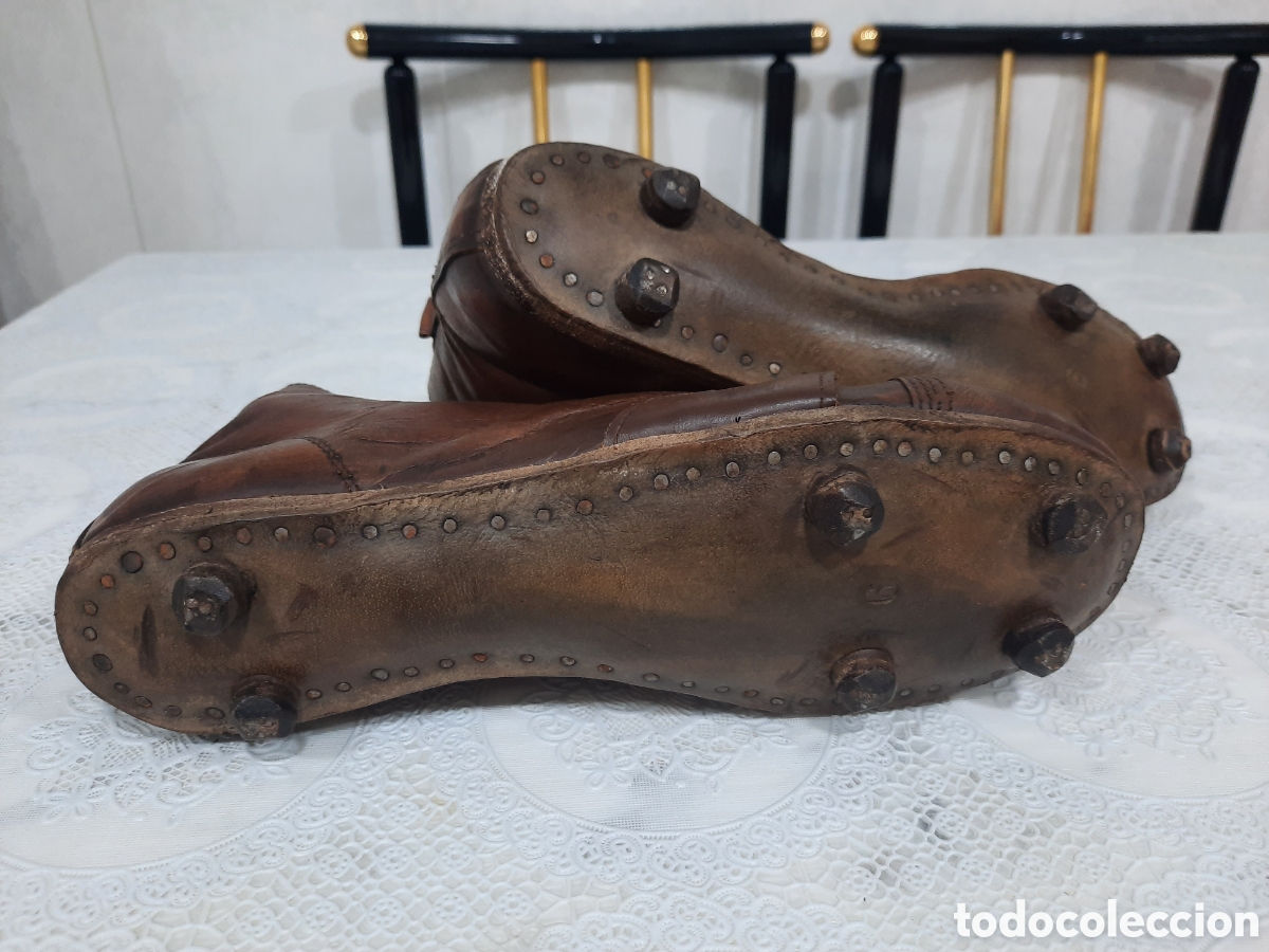 Coleccionismo deportivo: Botas de f&uacute;tbol antiguas 1900 1930 - Foto 5