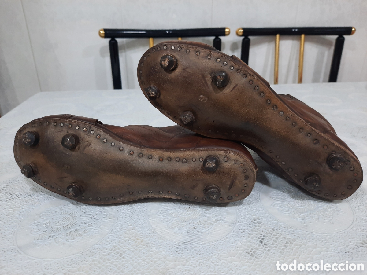 Coleccionismo deportivo: Botas de f&uacute;tbol antiguas 1900 1930 - Foto 7