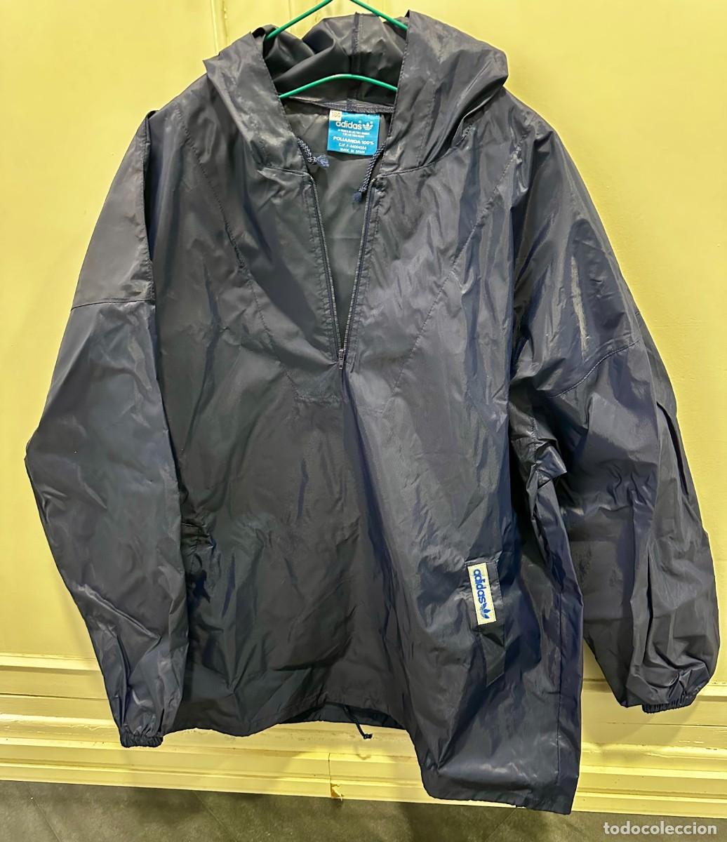Coleccionismo deportivo: Chubasquero impermeable Adidas azul marino - Foto 1