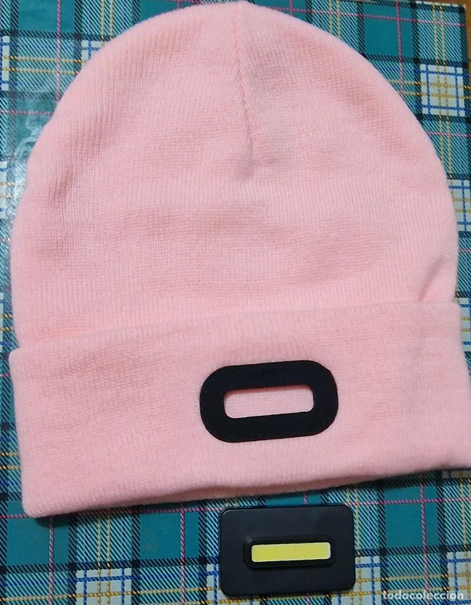Coleccionismo deportivo: Gorro de lana rosa con luz led. Sin usar. Nuevo. - Foto 2