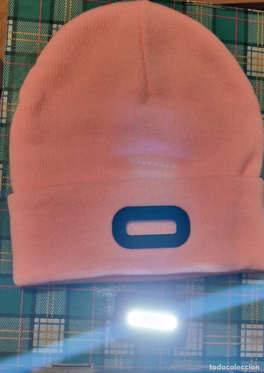 Coleccionismo deportivo: Gorro de lana rosa con luz led. Sin usar. Nuevo. - Foto 3
