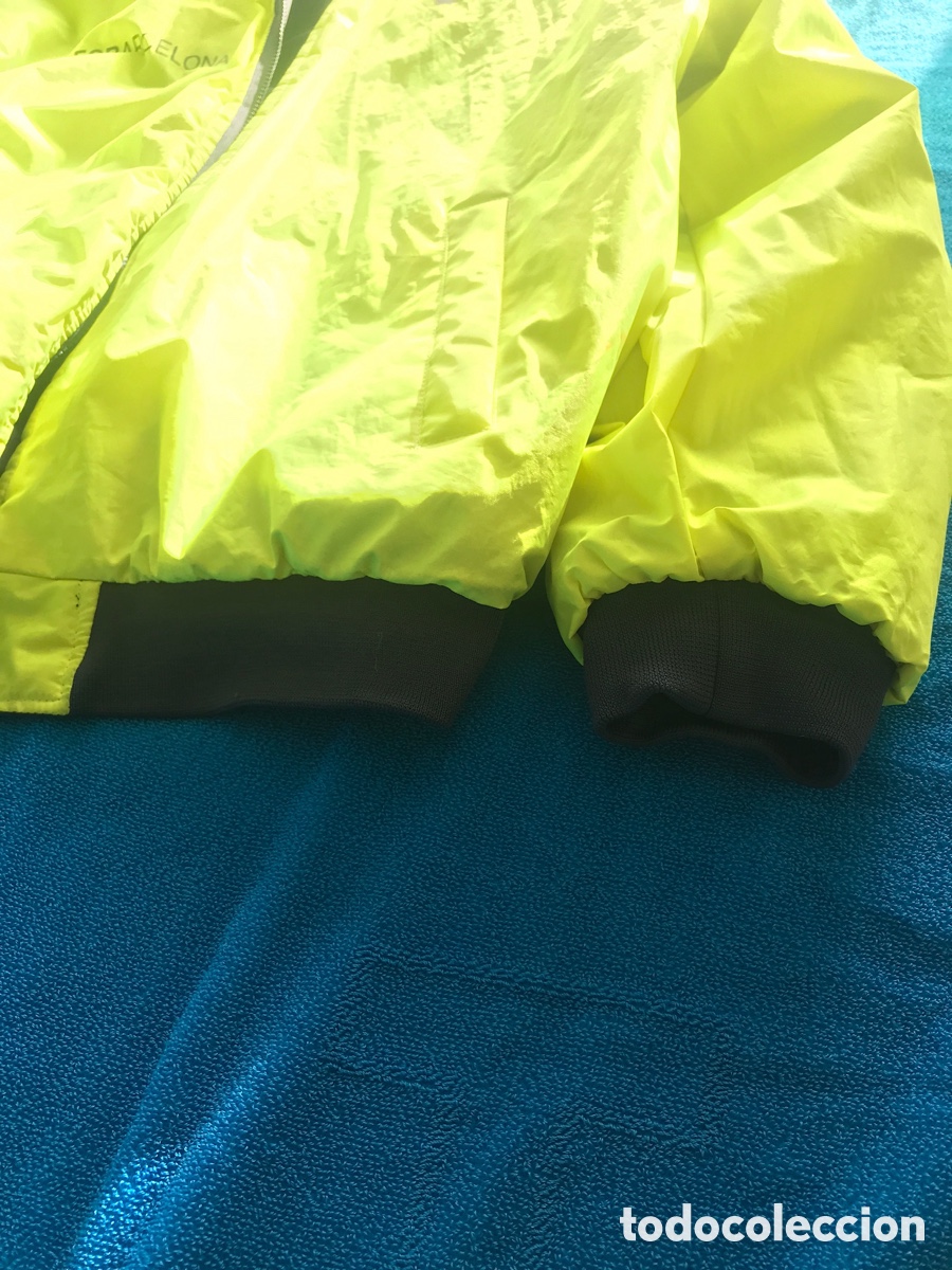 Coleccionismo deportivo: CHAQUETA ANORAK DEL BAR&Ccedil;A REVERSIBLE IMPERMEABLE - Foto 5